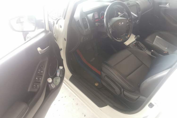 Used Kia K3 2015 1.6L Automatic GLS Driver Seat