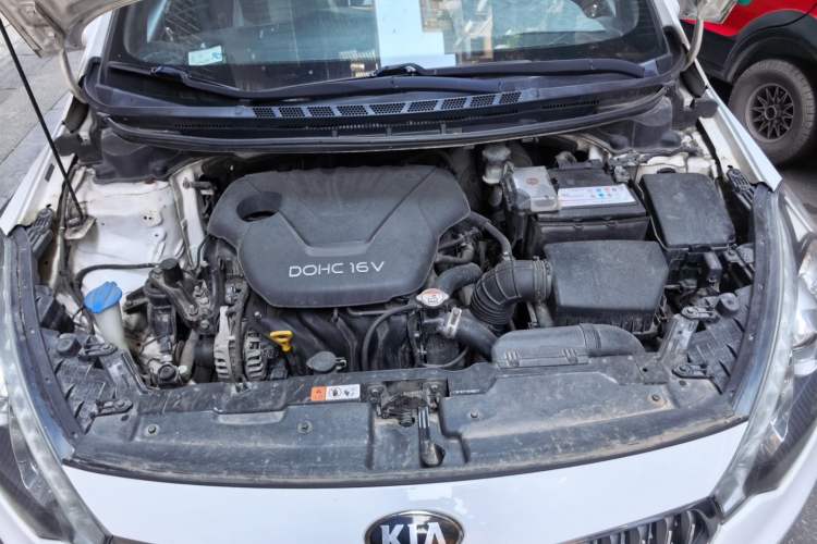 Used Kia K3 2015 1.6L Automatic GLS Engine Bay