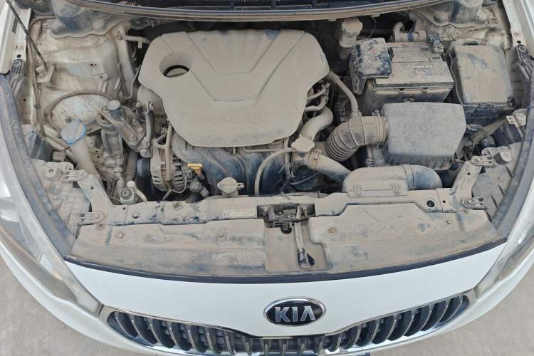 Used Kia K3 2015 1.6L Manual GLS Engine Bay
