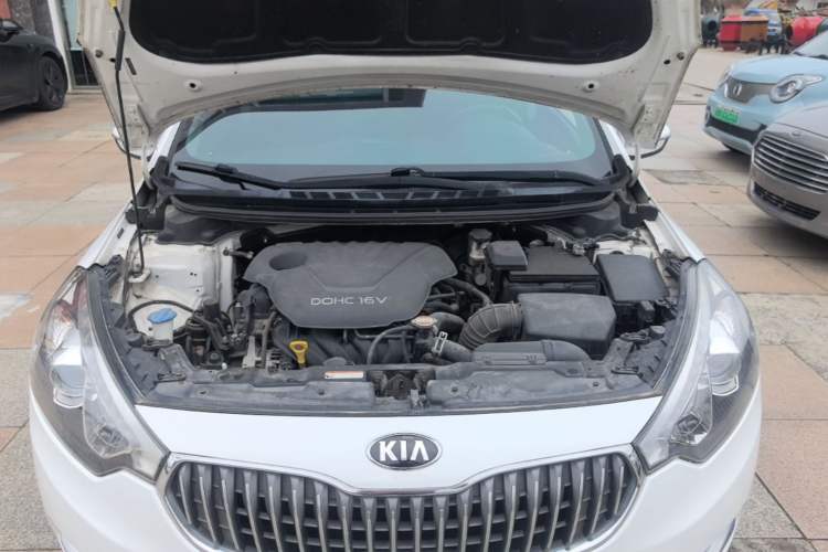 Used Kia K3 2015 1.6L Automatic GLS Engine Bay