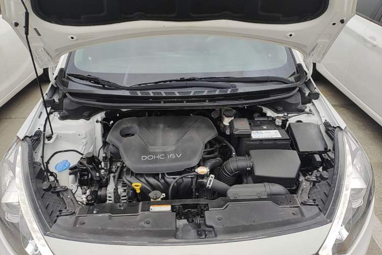Used Kia K3 2015 1.6L Automatic GLS Engine Bay