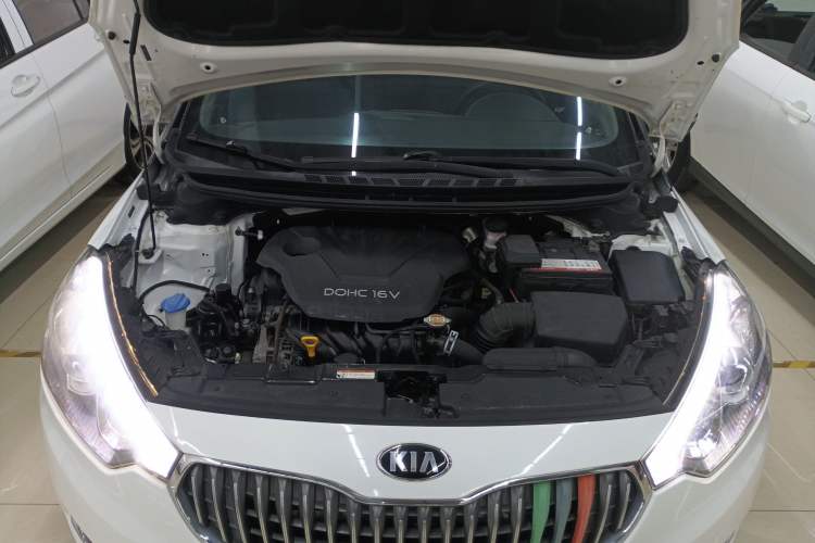 Used Kia K3 2015 1.6L Automatic GLS Engine Bay