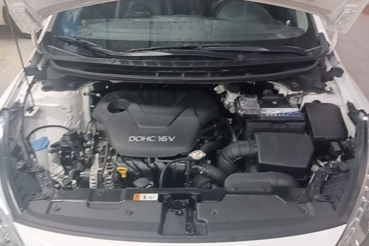Used Kia K3 2015 1.6L Automatic GLS Engine Bay