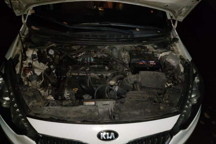 Used Kia K3 2015 1.6L Manual GLS Engine Bay