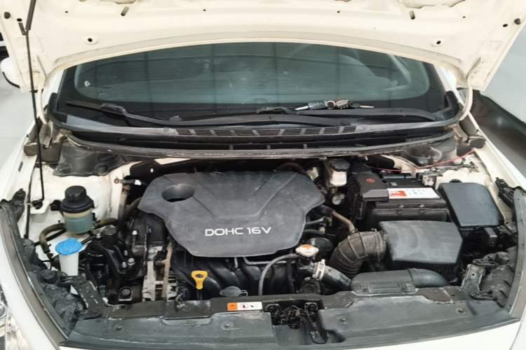Used Kia K3 2015 1.6L Manual GL Engine Bay