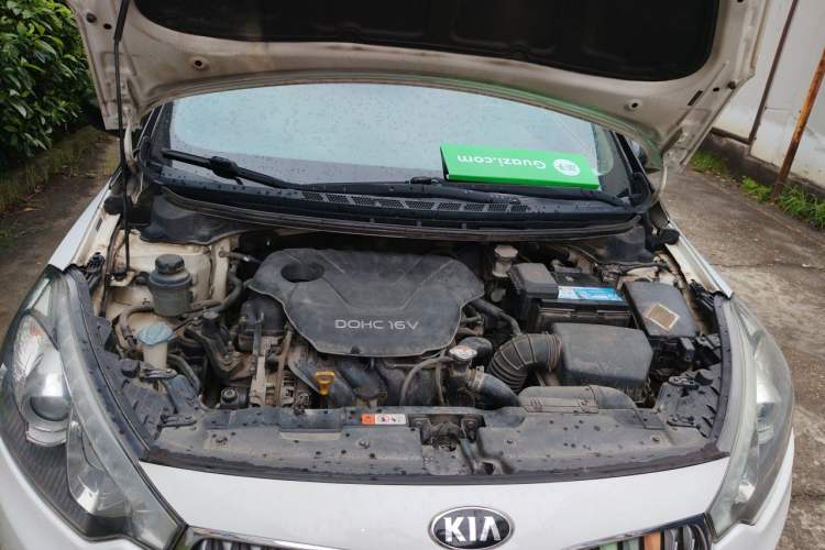 Used Kia K3 2015 1.6L Manual GL Engine Bay