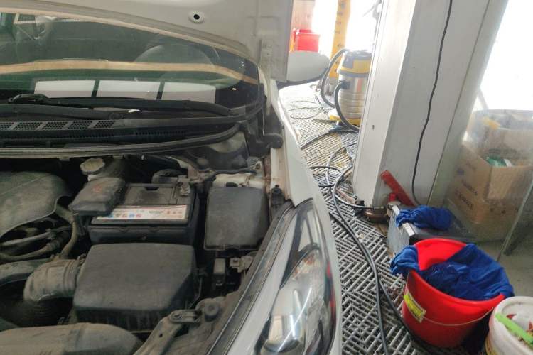 Used Kia K3 2015 1.6L Manual GL Engine Bay Left