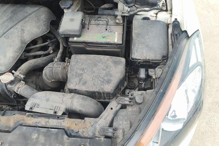 Used Kia K3 2015 1.6L Manual GL Engine Bay Left