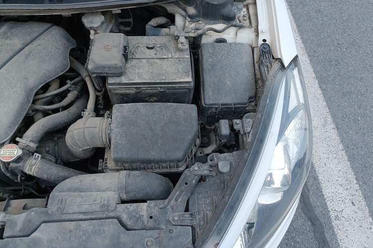 Used Kia K3 2015 1.6L Automatic GL Engine Bay Left