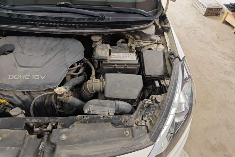 Used Kia K3 2015 1.6L Manual GL Engine Bay Left