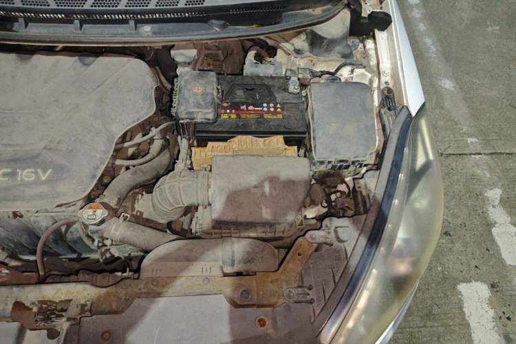 Used Kia K3 2015 1.6L Automatic GLS Engine Bay Left