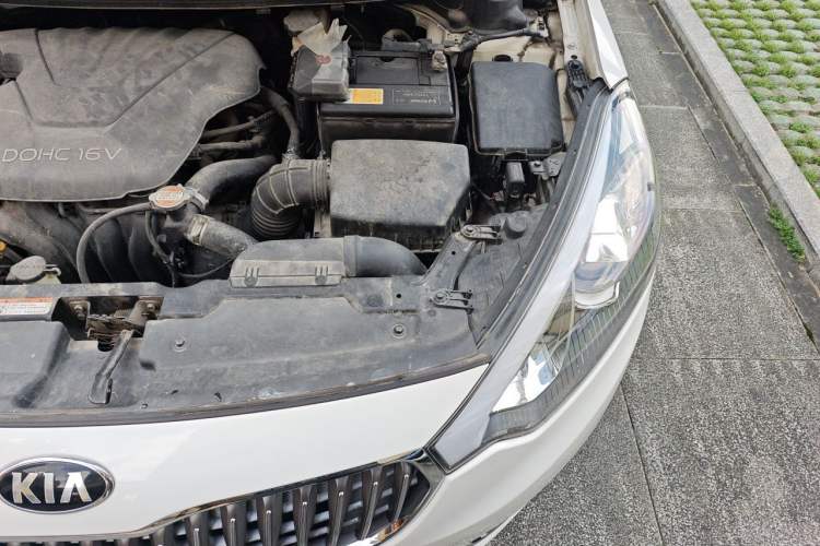 Used Kia K3 2015 1.6L Manual GL Engine Bay Left