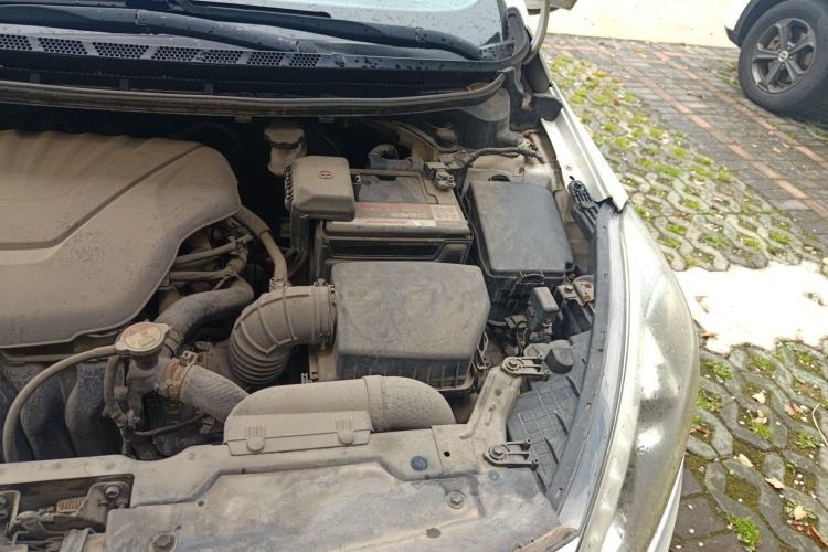 Used Kia K3 2015 1.6L Automatic GLS Engine Bay Left