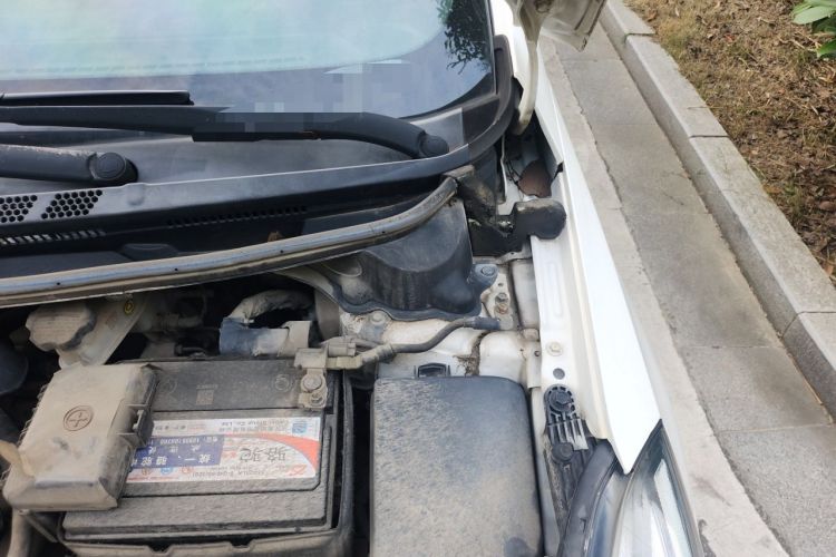 Used Kia K3 2015 1.6L Automatic GLS Engine Bay Left