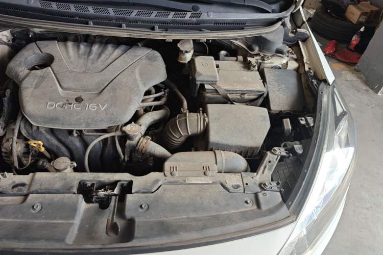 Used Kia K3 2015 1.6L Manual GLS Engine Bay Left