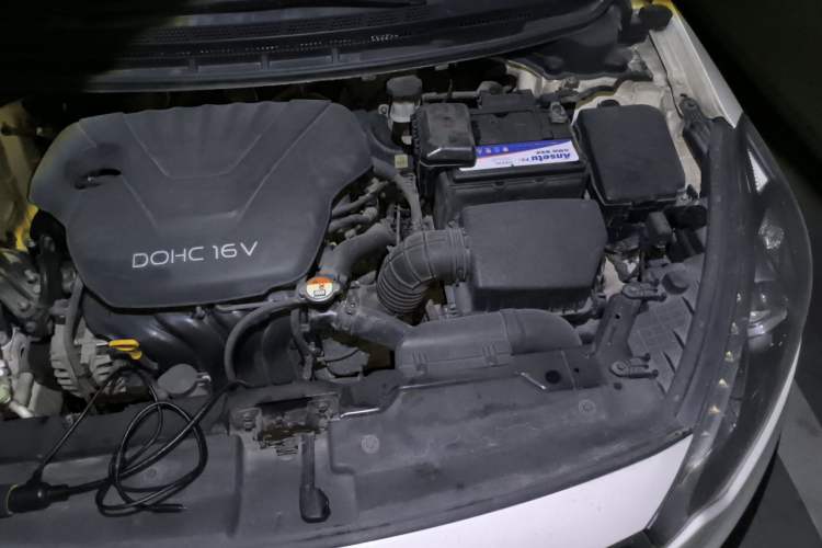 Used Kia K3 2015 1.6L Manual GLS Engine Bay Left