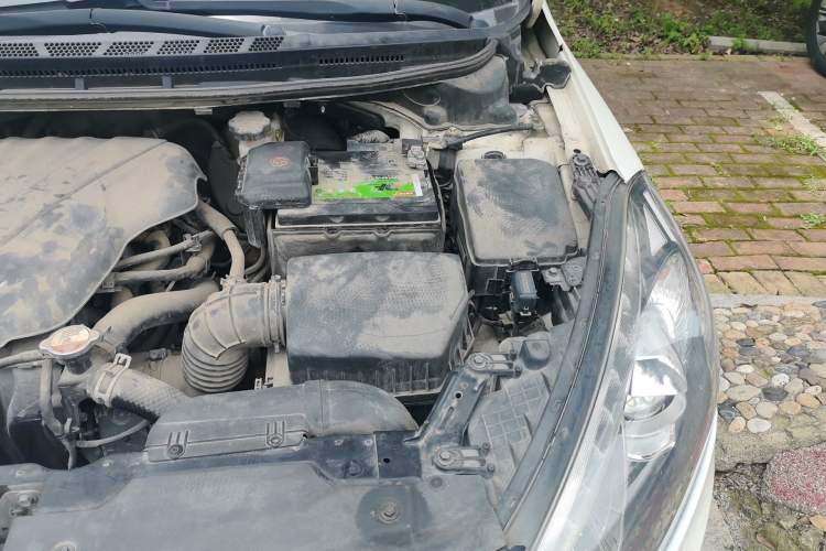 Used Kia K3 2015 1.6L Manual GLS Engine Bay Left