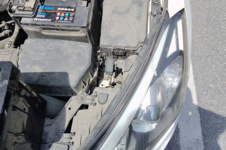 Used Kia K3 2015 1.6L Manual GL Engine Bay Left