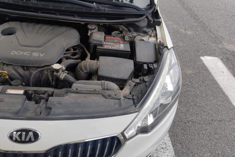 Used Kia K3 2015 1.6L Manual GLS Engine Bay Left