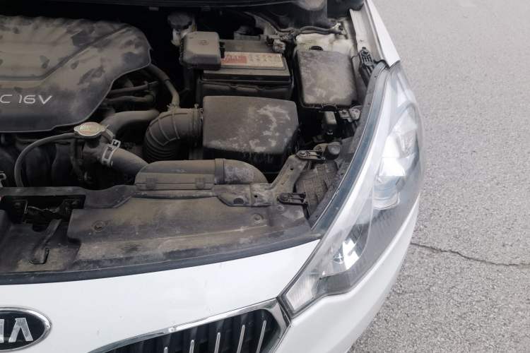 Used Kia K3 2015 1.6L Automatic GLS Engine Bay Left