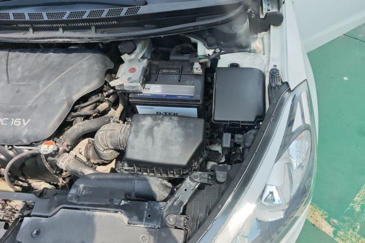 Used Kia K3 2015 1.6L Manual GL Engine Bay Left