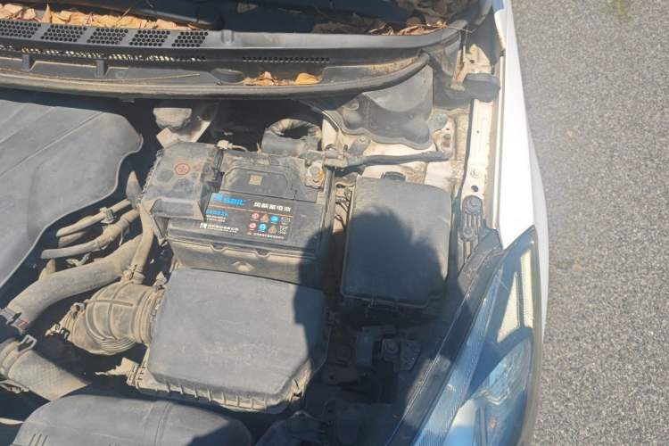 Used Kia K3 2015 1.6L Manual GLS Engine Bay Left