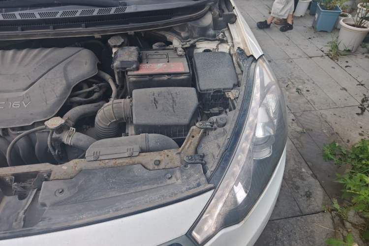 Used Kia K3 2015 1.6L Manual GLS Engine Bay Left