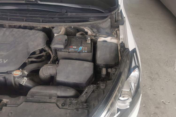 Used Kia K3 2015 1.6L Automatic GLS Engine Bay Left