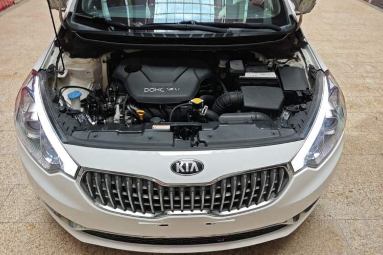 Used Kia K3 2015 1.6L Manual GLS Engine Bay