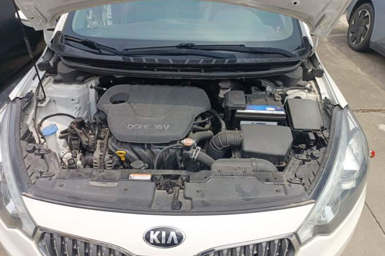 Used Kia K3 2015 1.6L Automatic GLS Engine Bay