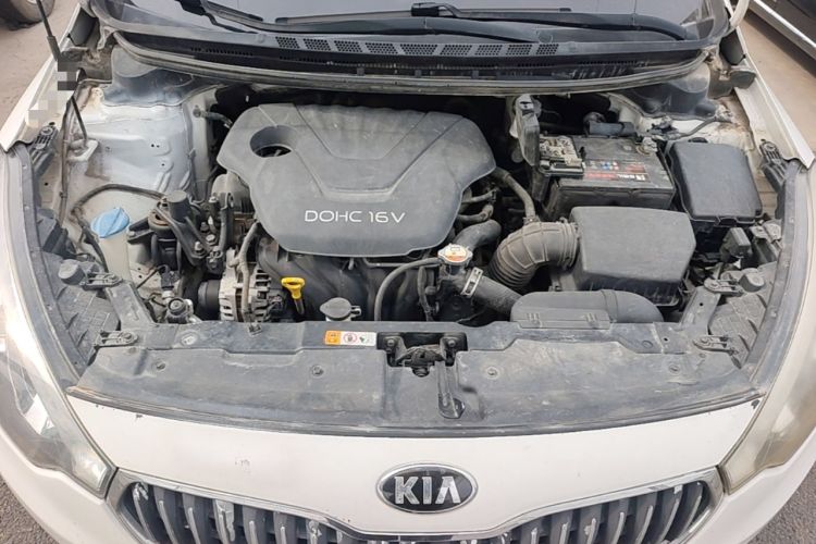 Used Kia K3 2015 1.6L Manual GLS Engine Bay