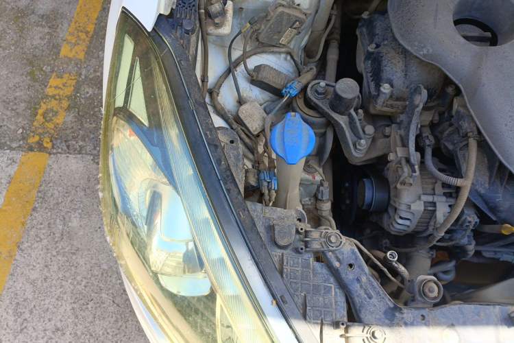 Used Kia K3 2015 1.6L Automatic DLX Engine Bay Right
