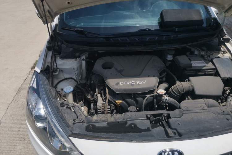 Used Kia K3 2015 1.6L Automatic GLS Engine Bay Right