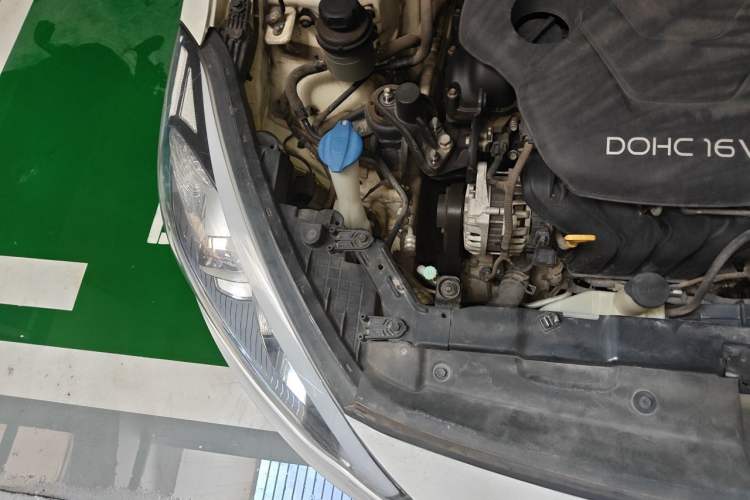 Used Kia K3 2015 1.6L Automatic GL Engine Bay Right