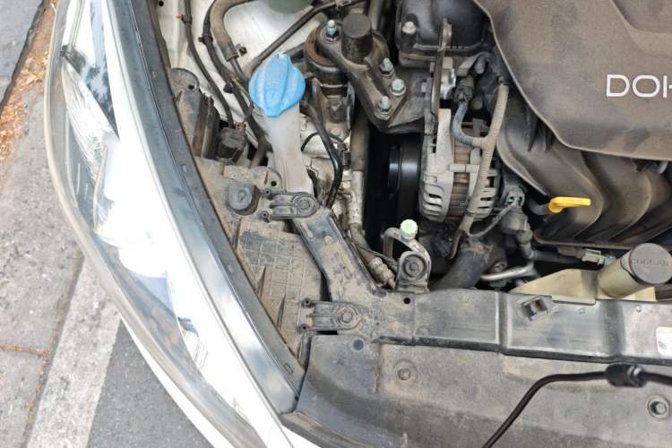 Used Kia K3 2015 1.6L Automatic GL Engine Bay Right