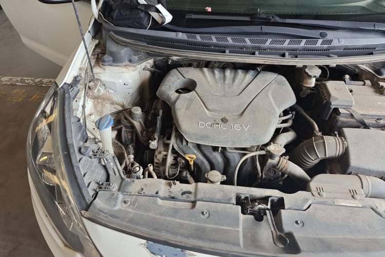 Used Kia K3 2015 1.6L Manual GLS Engine Bay Right