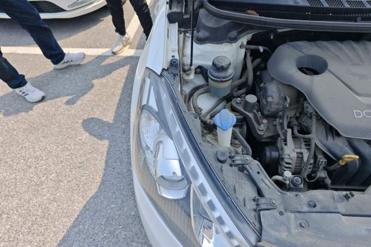 Used Kia K3 2015 1.6L Manual GL Engine Bay Right