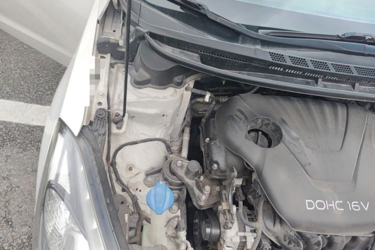 Used Kia K3 2015 1.6L Automatic GLS Engine Bay Right