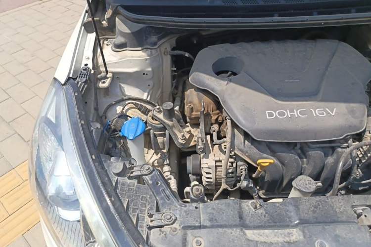 Used Kia K3 2015 1.6L Automatic GLS Engine Bay Right