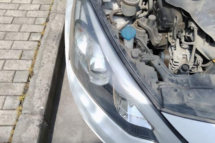Used Kia K3 2015 1.6L Manual GL Engine Bay Right