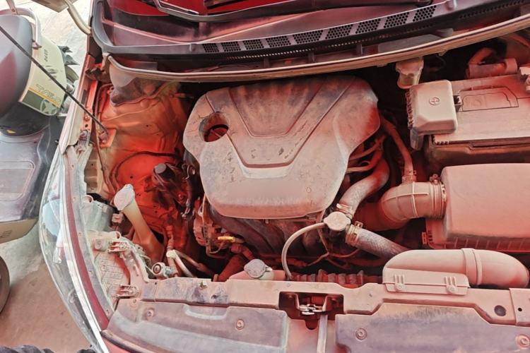 Used Kia K3 2015 1.6L Automatic GLS Engine Bay Right