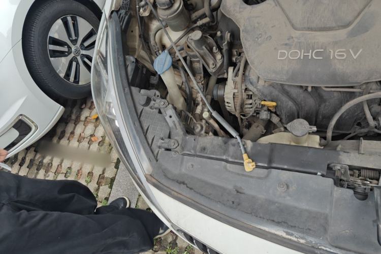 Used Kia K3 2015 1.6L Manual GL Engine Bay Right