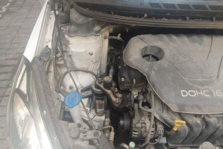 Used Kia K3 2015 1.6L Automatic DLX Engine Bay Right