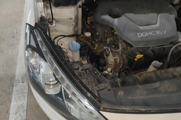 Used Kia K3 2015 1.6L Manual GLS Engine Bay Right