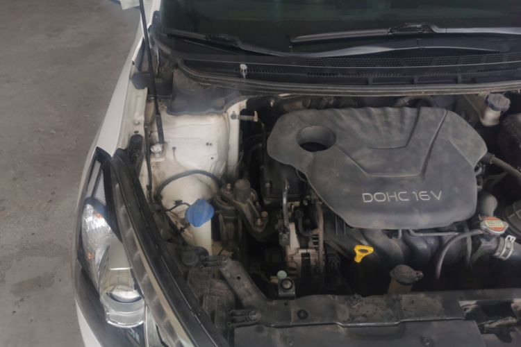 Used Kia K3 2015 1.6L Automatic GLS Engine Bay Right