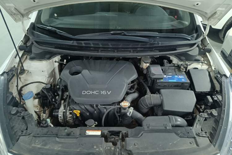 Used Kia K3 2015 1.6L Automatic GLS Engine Bay