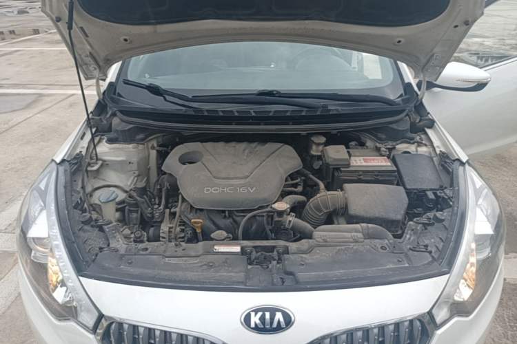 Used Kia K3 2015 1.6L Automatic GLS Engine Bay