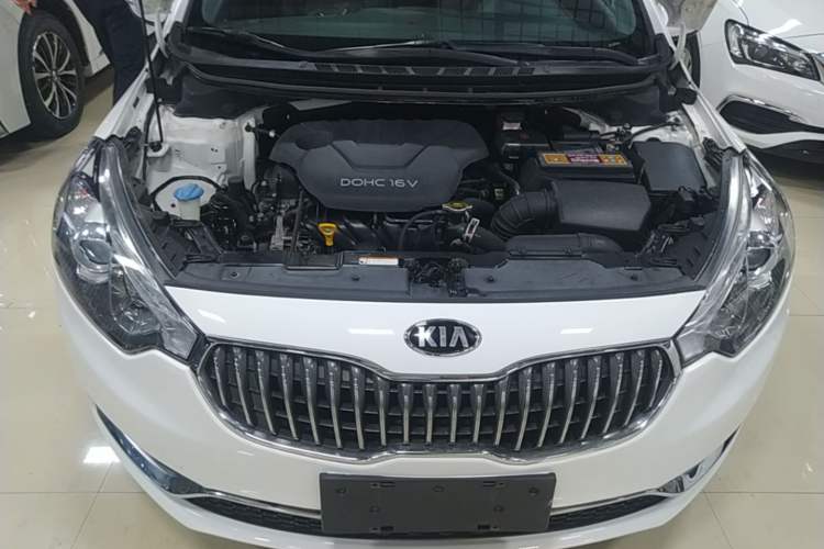 Used Kia K3 2015 1.6L Automatic DLX Engine Bay