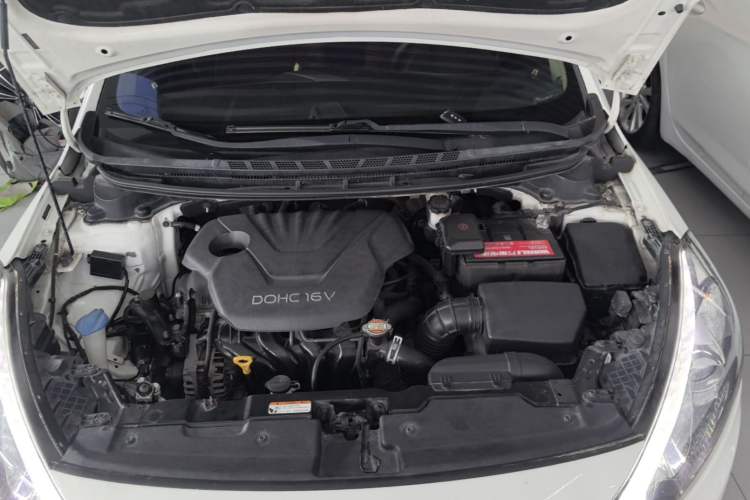 Used Kia K3 2015 1.6L Automatic GLS Engine Bay