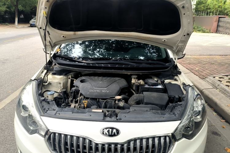 Used Kia K3 2015 1.6L Manual GLS Engine Bay